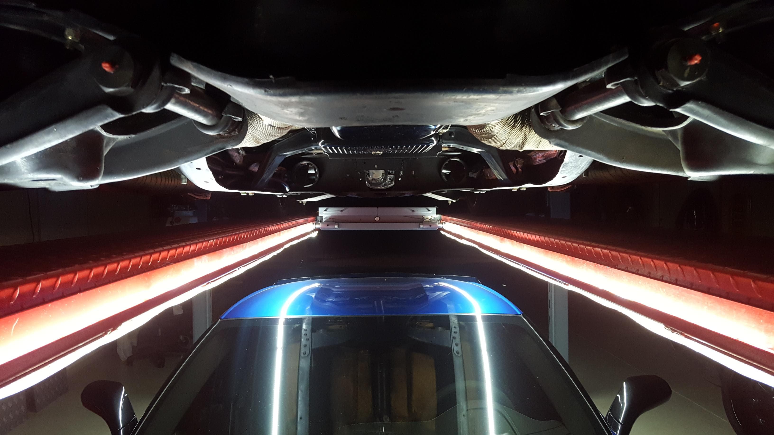 4 Post Light Kit angle view